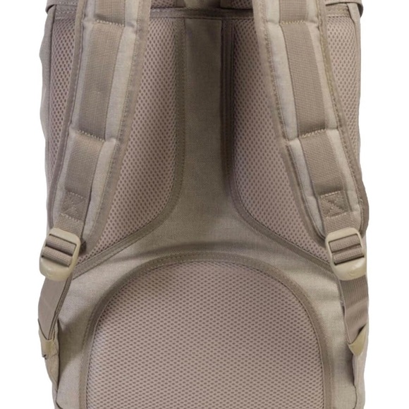 Herschel Little America Backpack, 845 Oz, Light Khaki Crosshatch - Picture 3 of 6